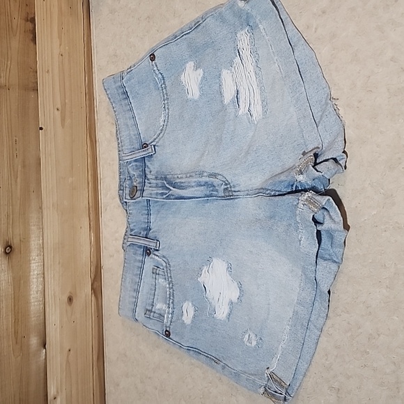 Aeropostale Mom Shorts size 8 - Picture 1 of 7